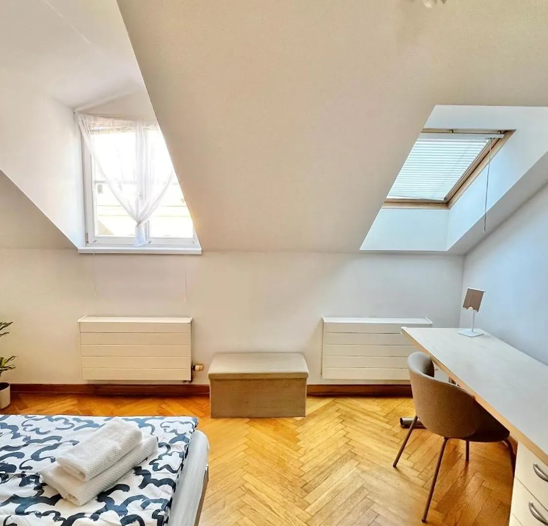 Miru Loft Prague Apartment