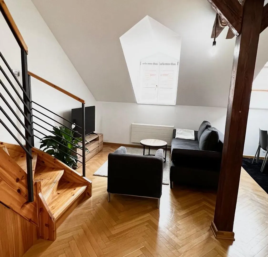 Miru Loft Prague Apartment