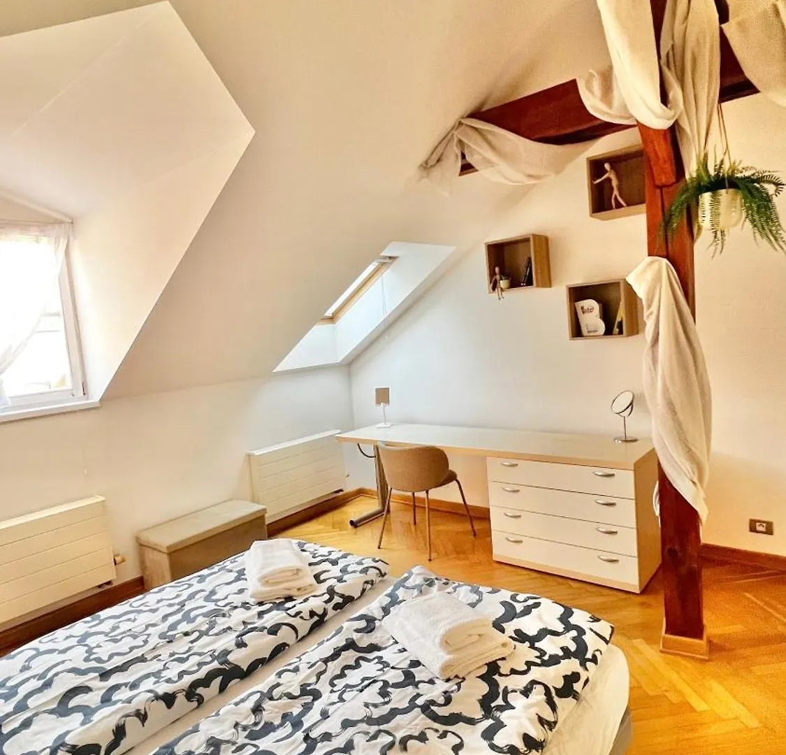 Miru Loft Prague Apartment